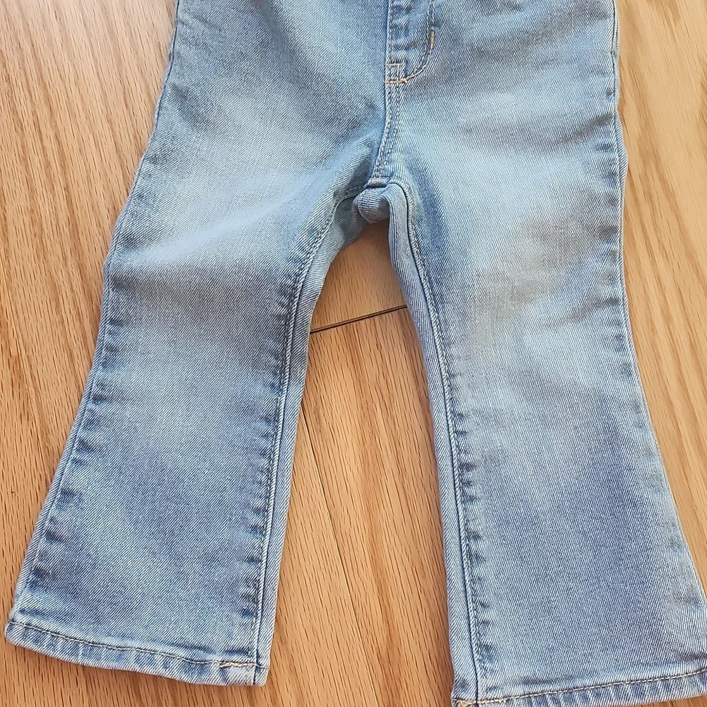 Old Navy Kids Light Blue Bootcut Jeans 2T